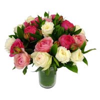 Buy or get Pink White Roses in Vase of 24 Diwali Flowers to bangalore. Send Diwali Flowers to Bengaluru.