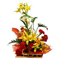 Send Online 6 Yellow Lily 6 Red Carnation Flower in Bengaluru for Friendship Day