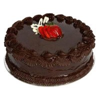 Cake Delivery Bangalore consist of 500 gm Eggless Chocolate Cake on Friendship Day