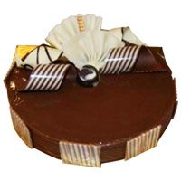 Online Cakes Delivery to Bangalore - Chocolate Truffle Cake From 5 Star