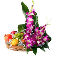 12 Orchids Arrangement with 1 Kg Fresh Fruits Basket Delivery