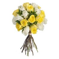 Buy Yellow White Roses Bouquet 24 Flowers Delivery to Bangalore