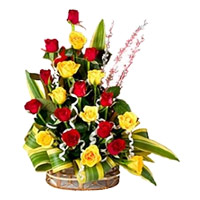 Deliver Red Yellow Roses Arrangement 20 Flowers to Bangalore